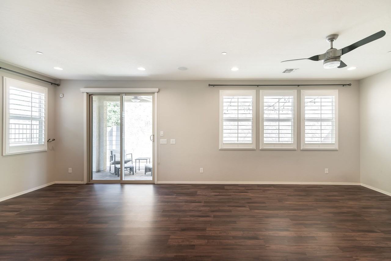 4626 E Tierra Buena Ln - Photo 7 of 44