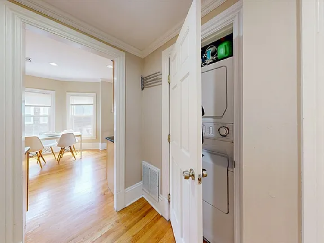 561 Broadway - Photo 7 of 14