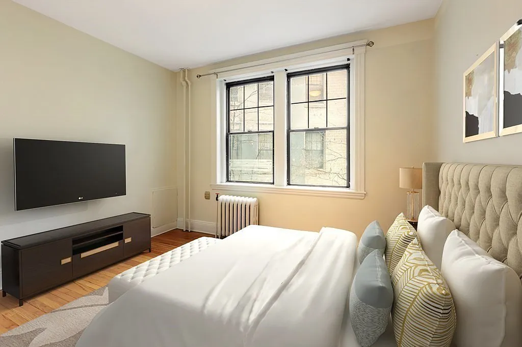 374 Chestnut Hill Ave #3 - Photo 4 of 10