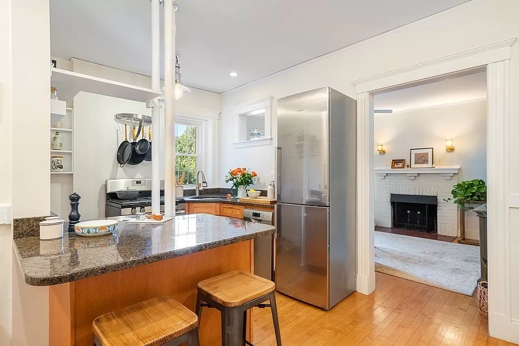 61 Garfield St #6 - Photo 6 of 14