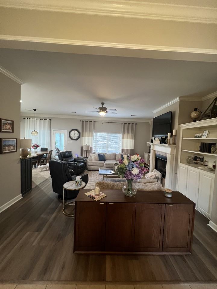 6508 Worth Ave E #NA - Photo 3 of 21