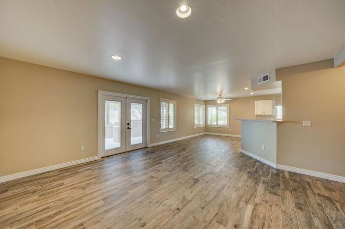 1235 S Western Skies Dr - Photo 6 of 41