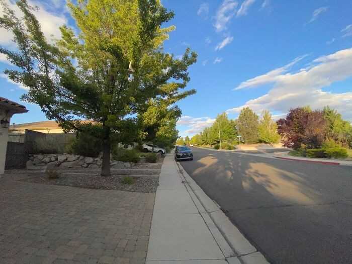 875 Sienna Park Dr - Photo 4 of 50