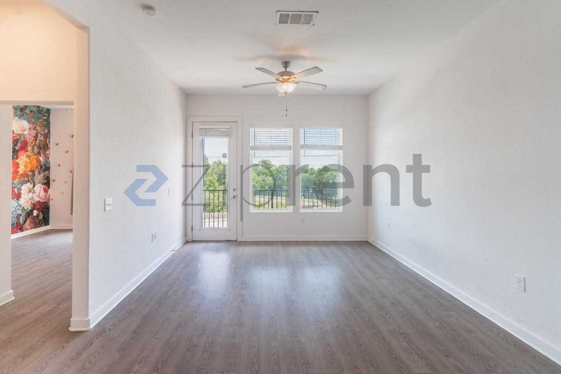 680 Naumann Dr #1-307 - Photo 4 of 16