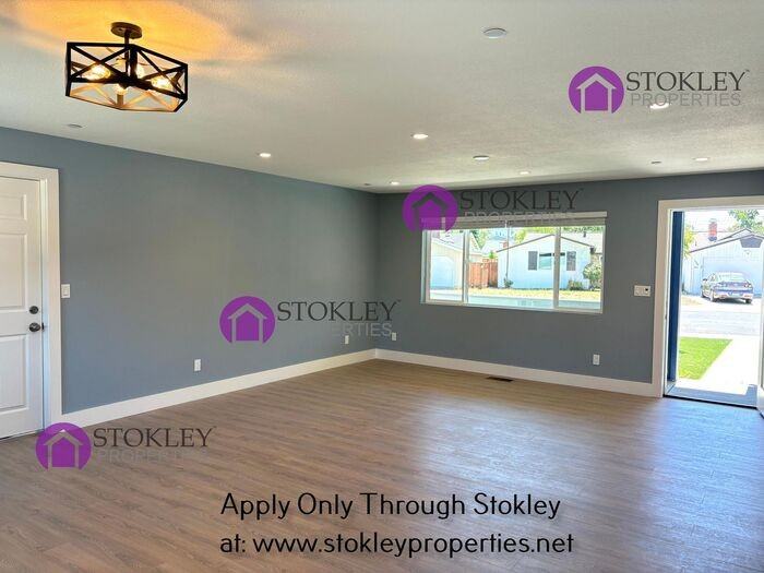 1331 Sunshine Dr - Photo 5 of 13