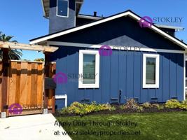 featured image of 1331 Sunshine Dr #A