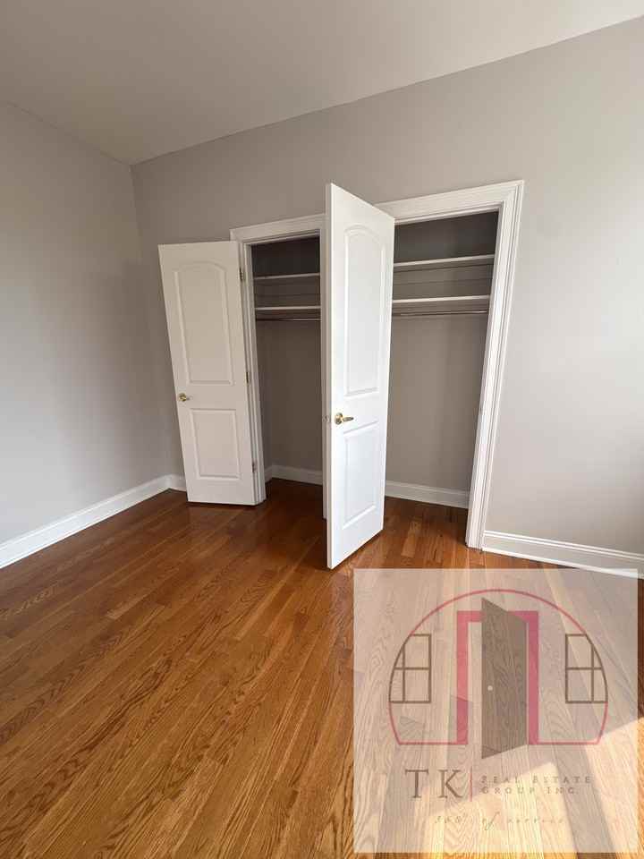 1062 West Side Avenue #33 - Photo 7 of 9