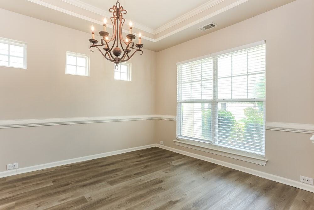7756 Parkside Dr - Photo 6 of 17