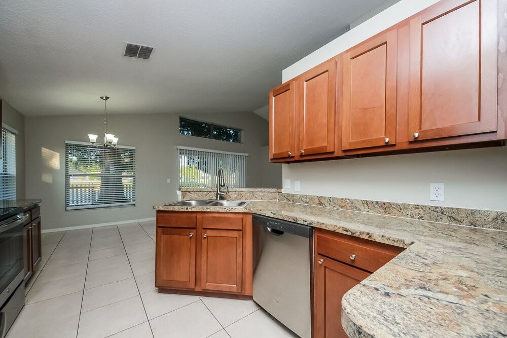 8661 Fort Jefferson Blvd - Photo 6 of 16