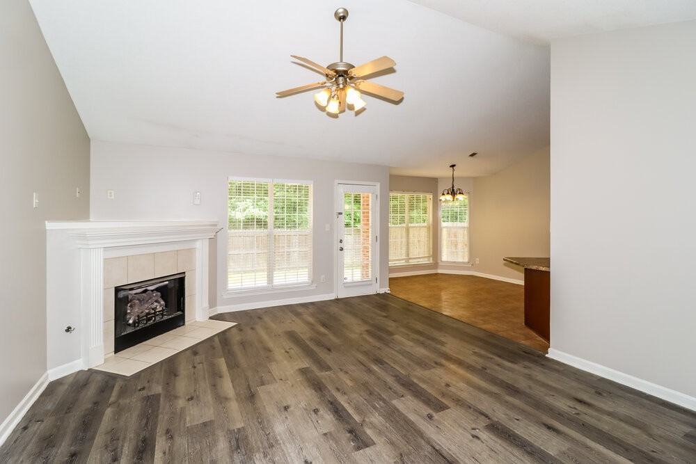 10362 Cottage Oaks Dr - Photo 4 of 16