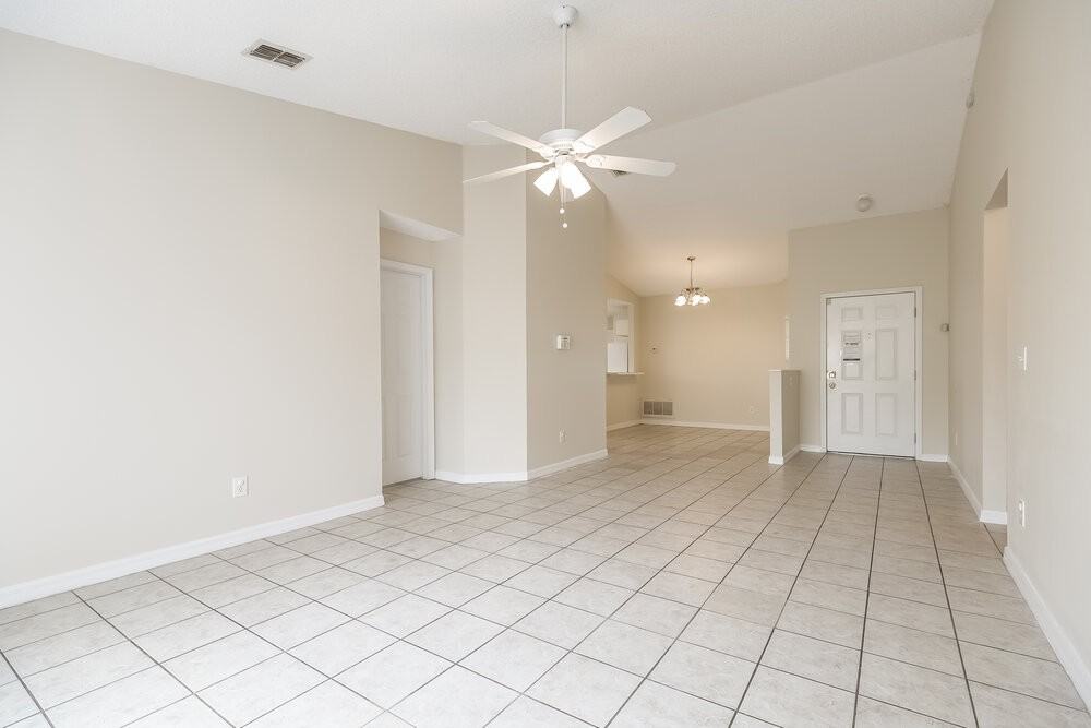 4607 Osceola Point Trl - Photo 3 of 16