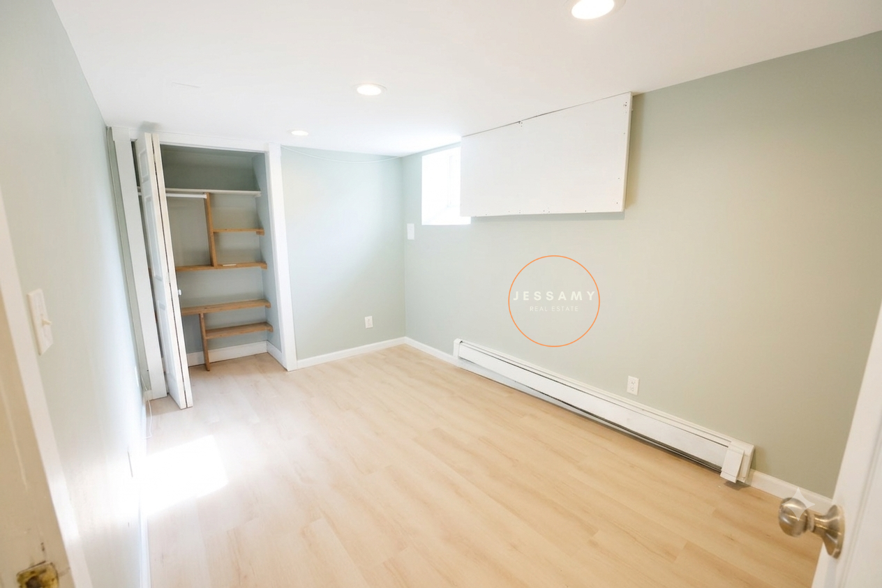 183 Roberts Avenue #3 - Photo 2 of 9