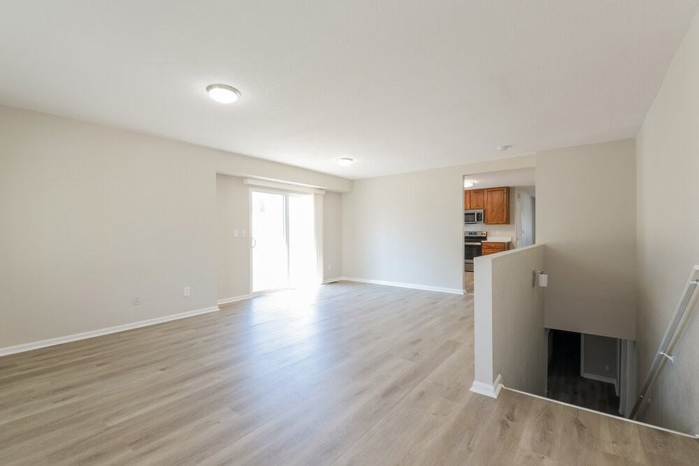 4785 Biscay St - Photo 4 of 17