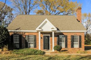 featured image of 5013 Farmview Dr