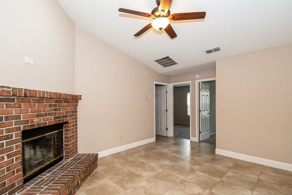 5943 Early Harvest Ct - Photo 4 of 15