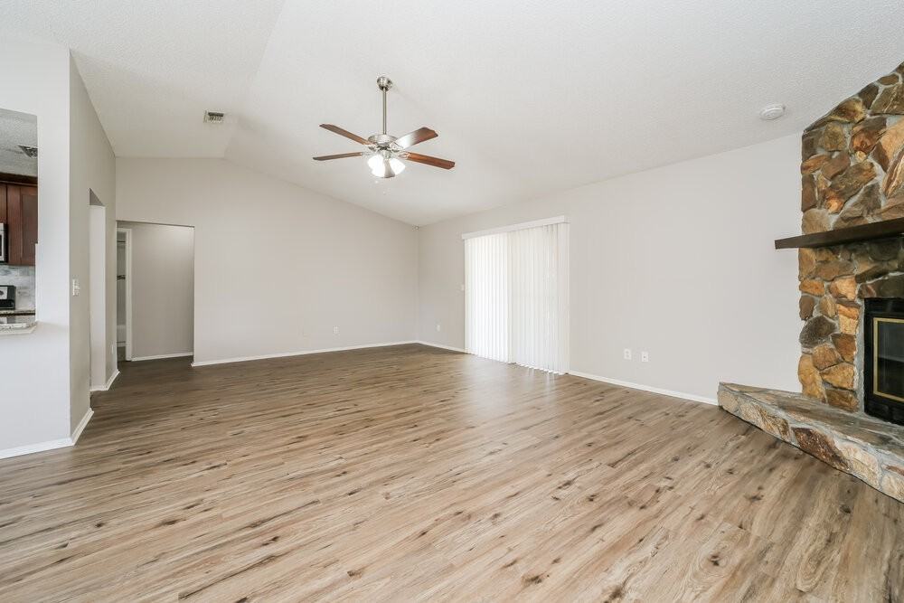 593 Benjamin Harrison St - Photo 3 of 16