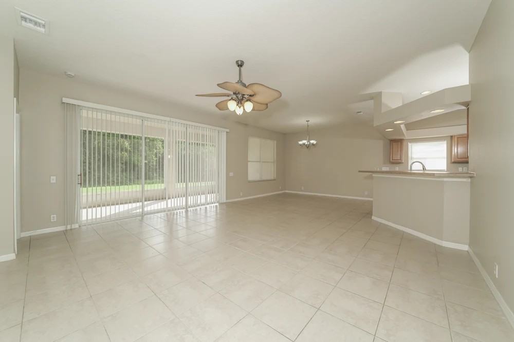2441 Southwest Lafayette Street - Photo 2 of 7