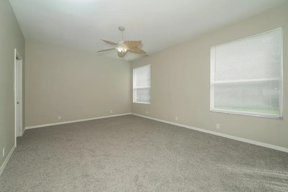 2441 Southwest Lafayette Street - Photo 5 of 7