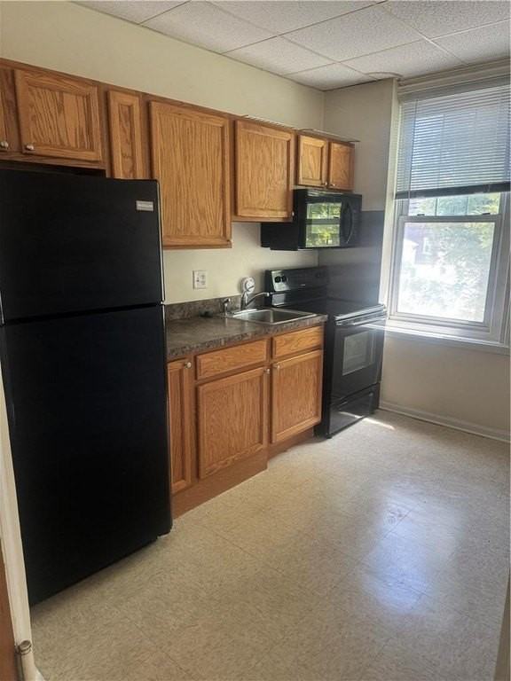 717 Center St #2F - Photo 3 of 10