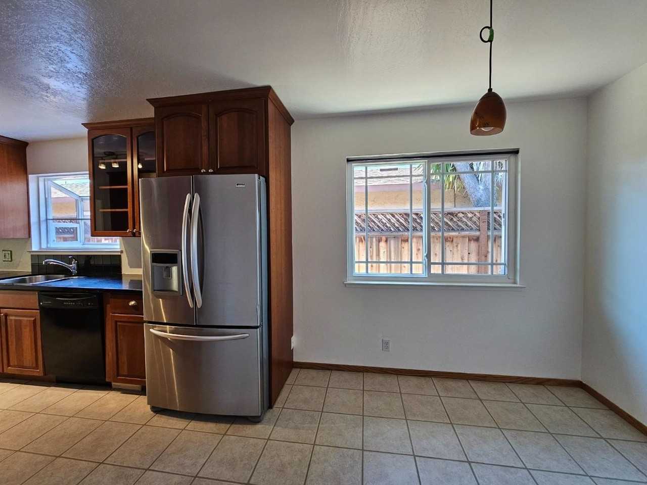 1344 Tarpon St - Photo 6 of 9