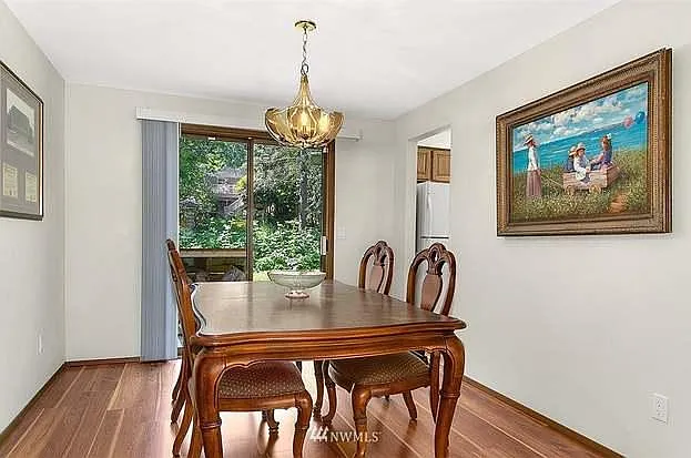 2525 Ne 95th St #1 - Photo 7 of 22