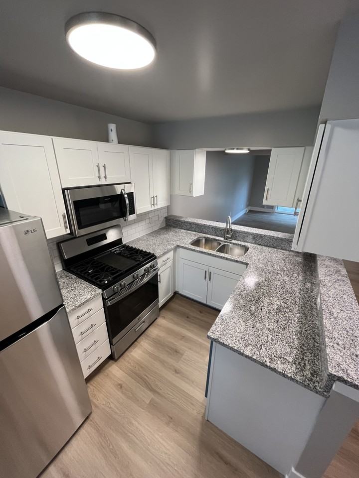 8002 Green Meadow Ct #8002 - Photo 2 of 10