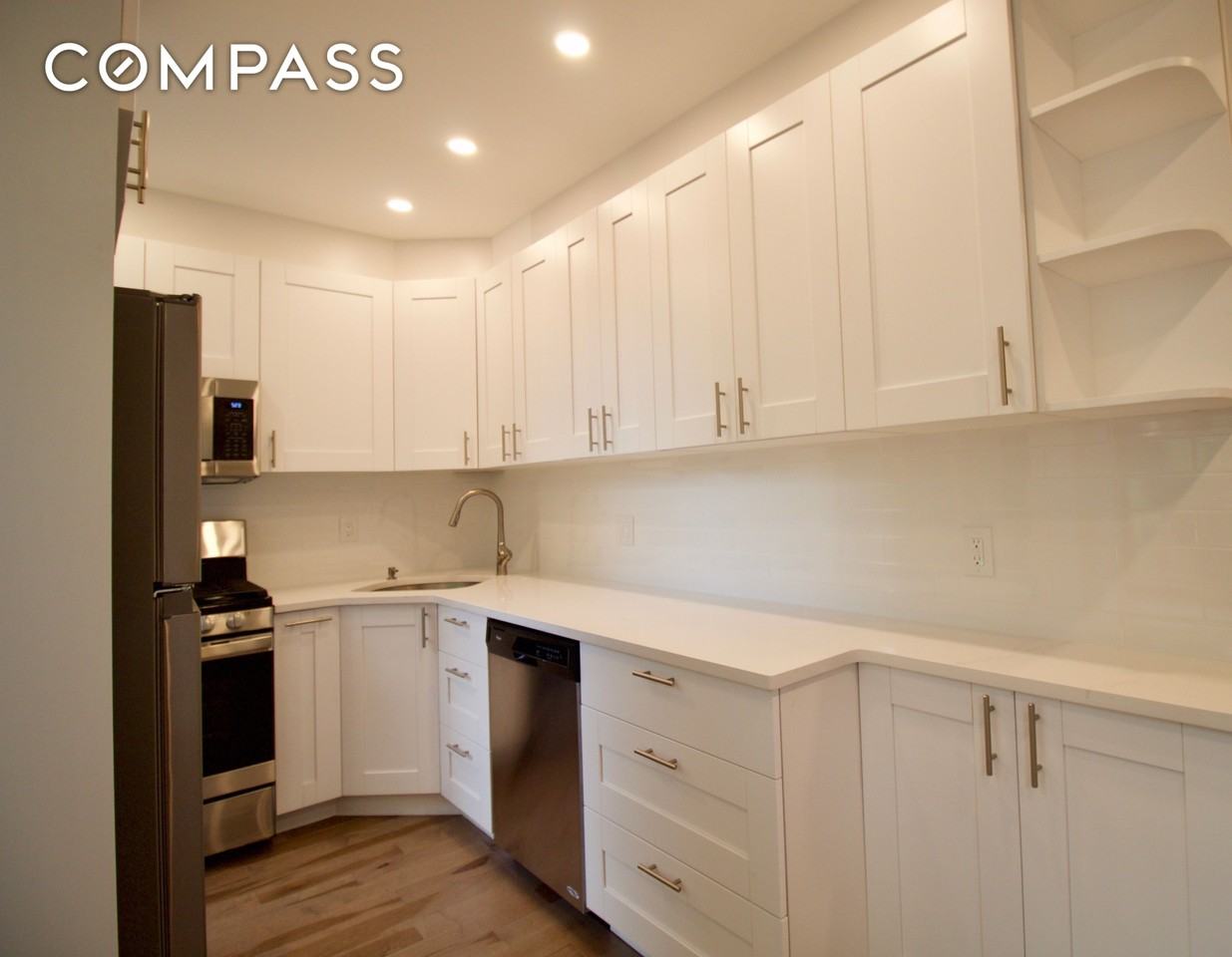 337 Clinton St #3 - Photo 4 of 19