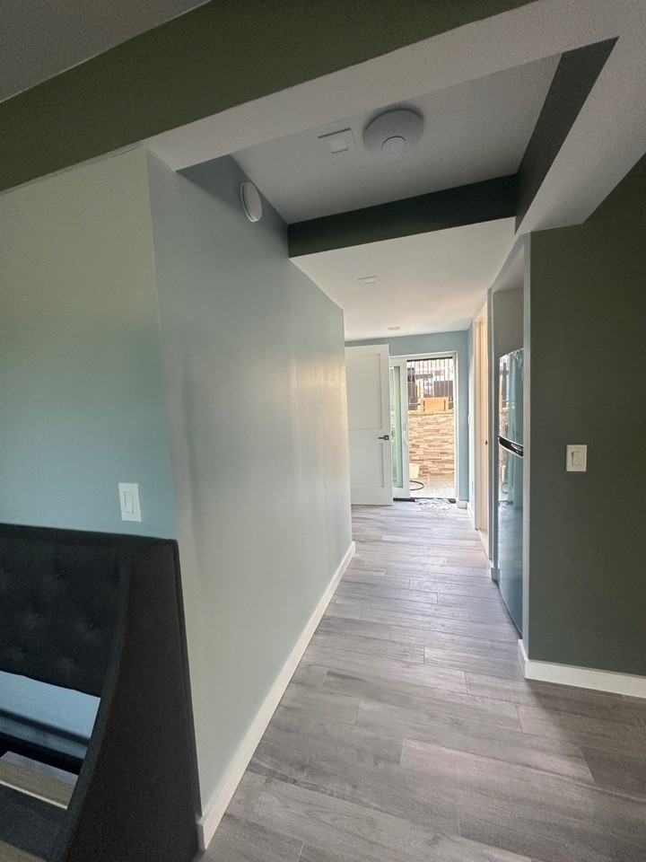 3829 Beechwood Pl - Photo 3 of 11