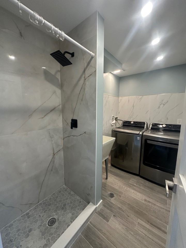 3829 Beechwood Pl - Photo 4 of 11