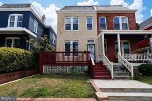 720 Gresham Pl Nw - Photo 1 of 1