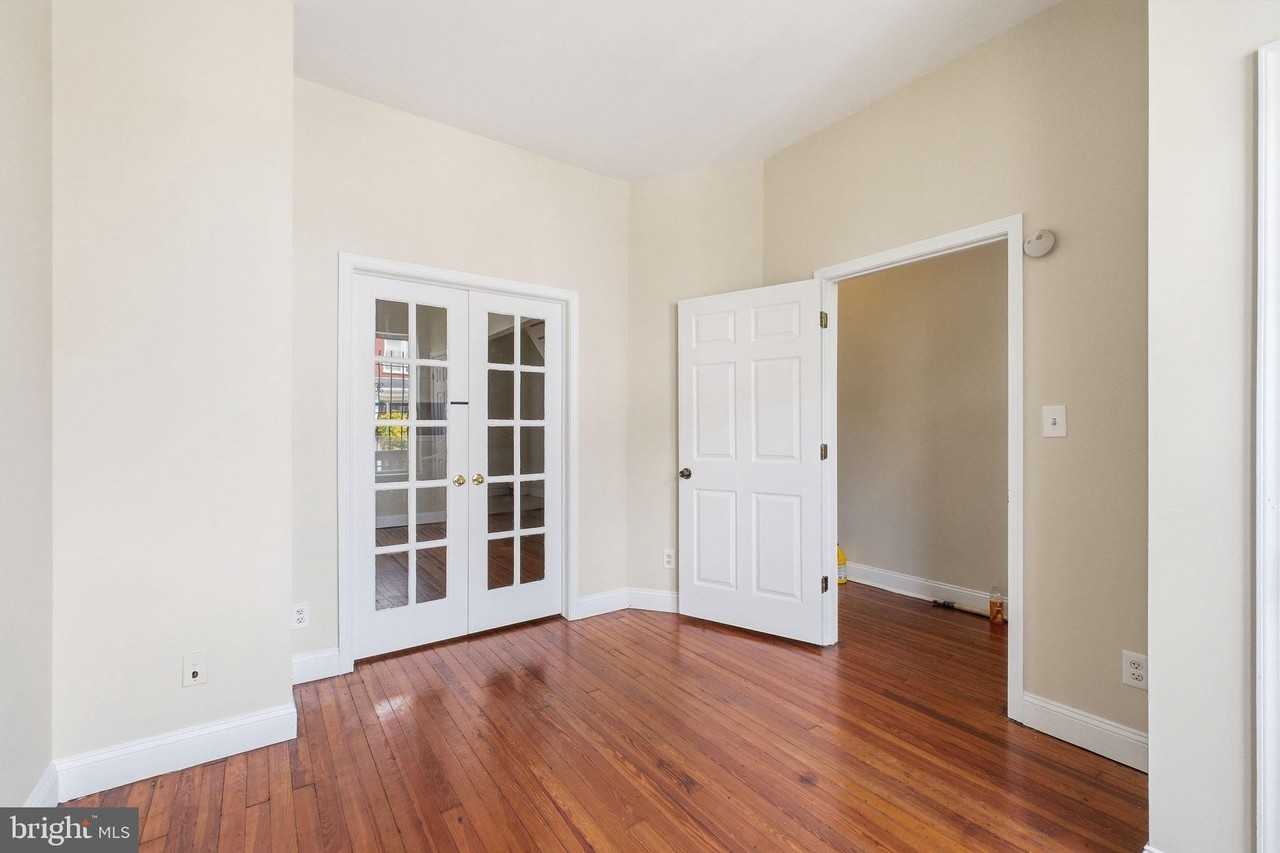 720 Gresham Pl Nw - Photo 5 of 21