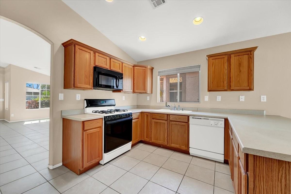 11073 Zampino St #1 - Photo 6 of 23