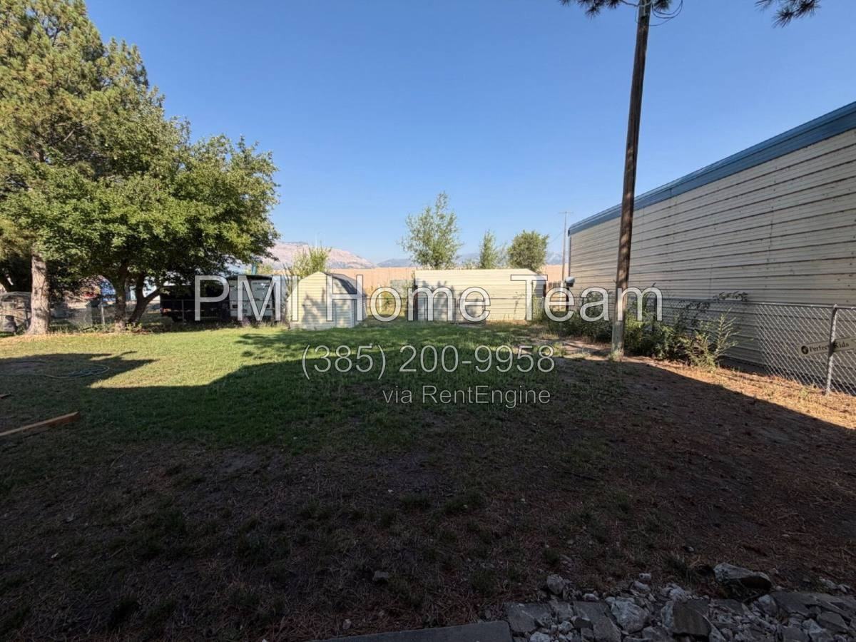 2942 N 2000 W - Photo 3 of 10
