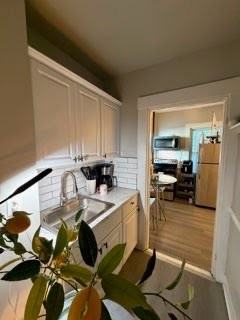 112 W School St #1R - Photo 5 of 6