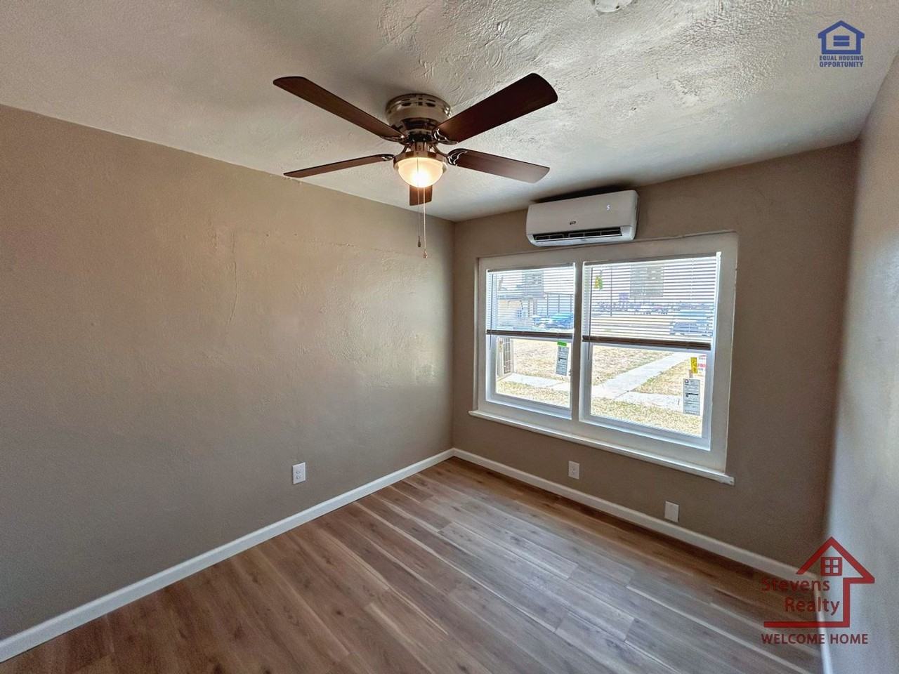2323 Nw Bell Ave - Photo 6 of 16