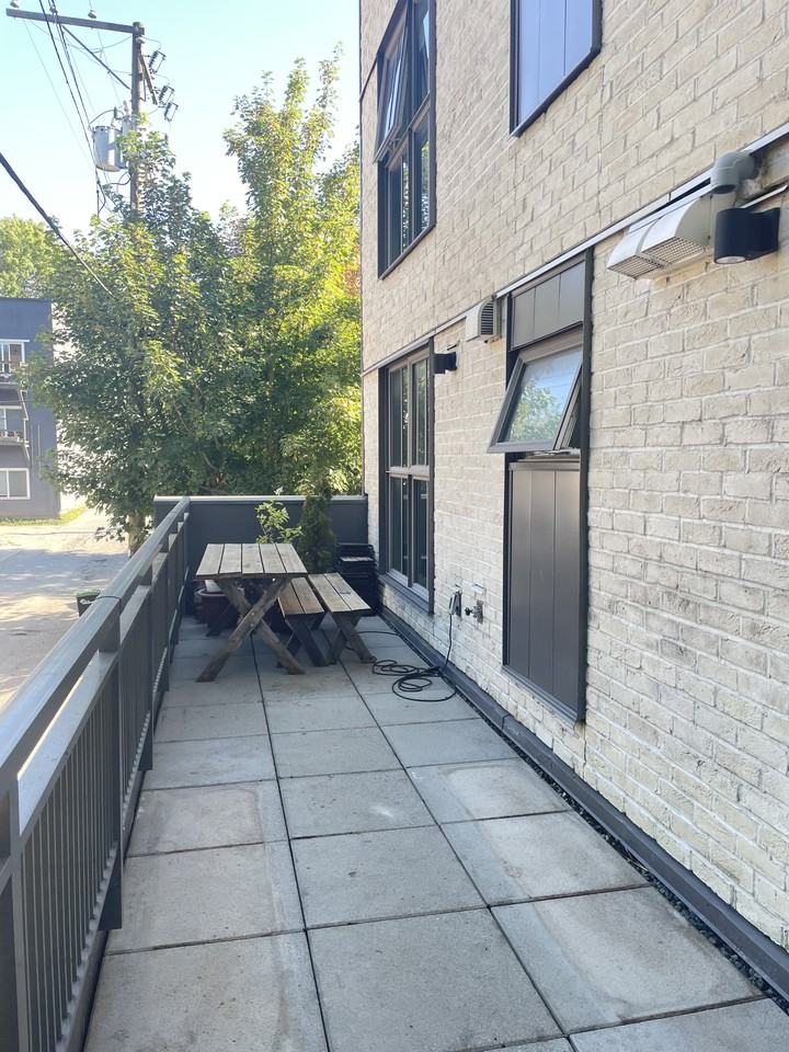 1716 Napier St - Photo 3 of 20
