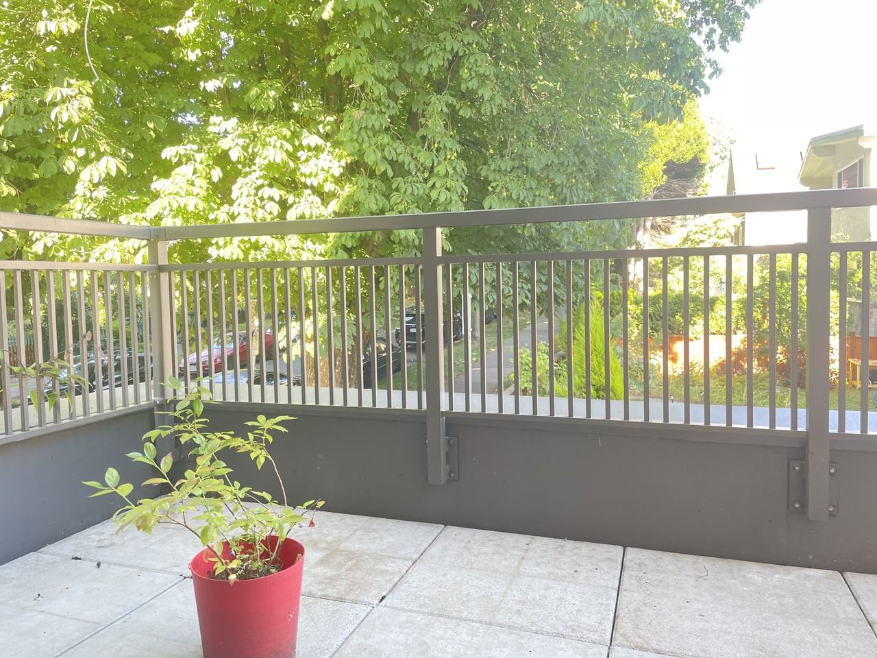 1716 Napier St - Photo 4 of 20