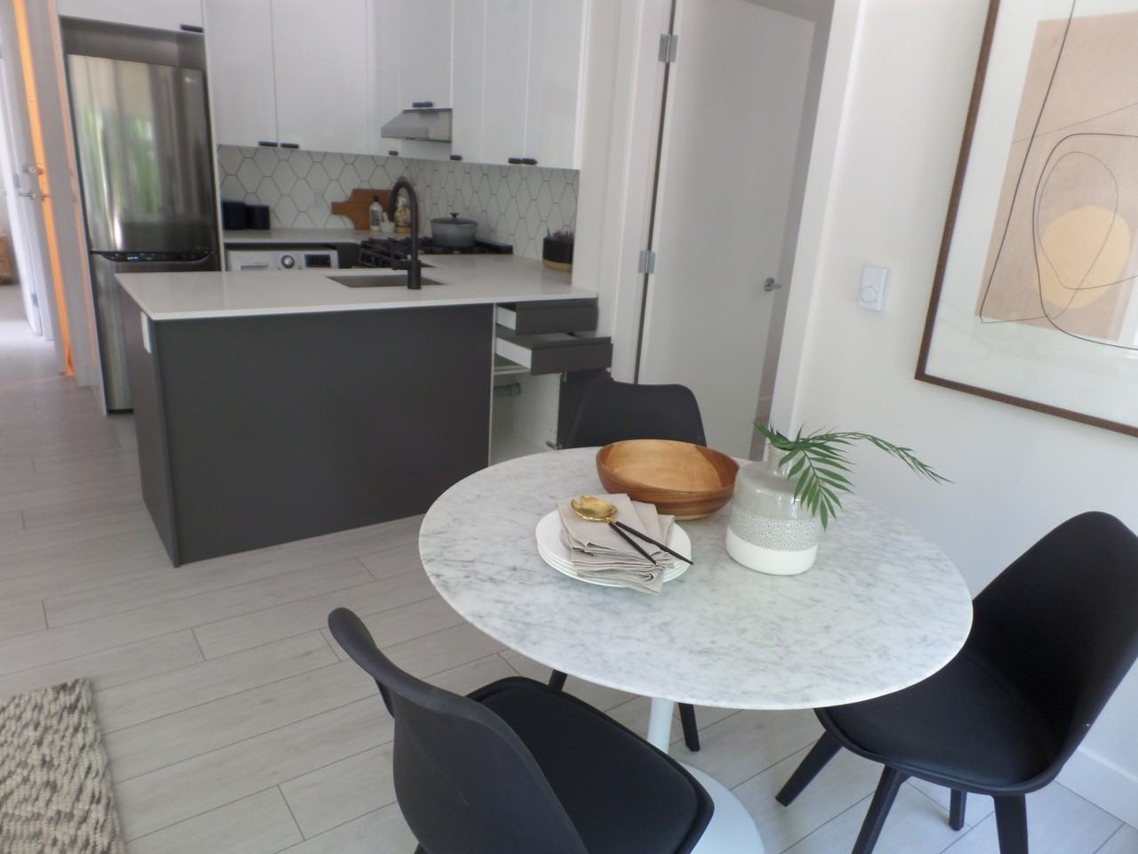 1716 Napier St - Photo 7 of 20