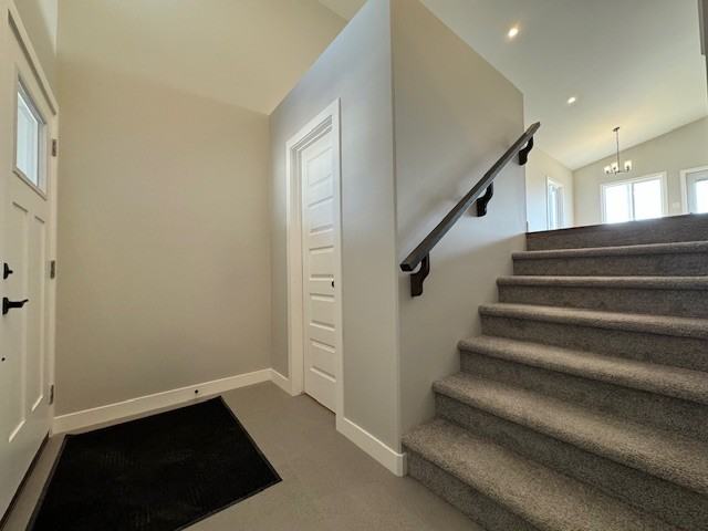 A - 170 Kostiuk Cres, Saskatoon Upper Unit | 3 Bedrooms | 2 Bathrooms - Photo 3 of 27