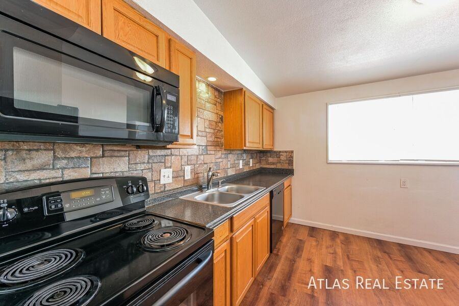 5787 S Bannock St #10 - Photo 2 of 24