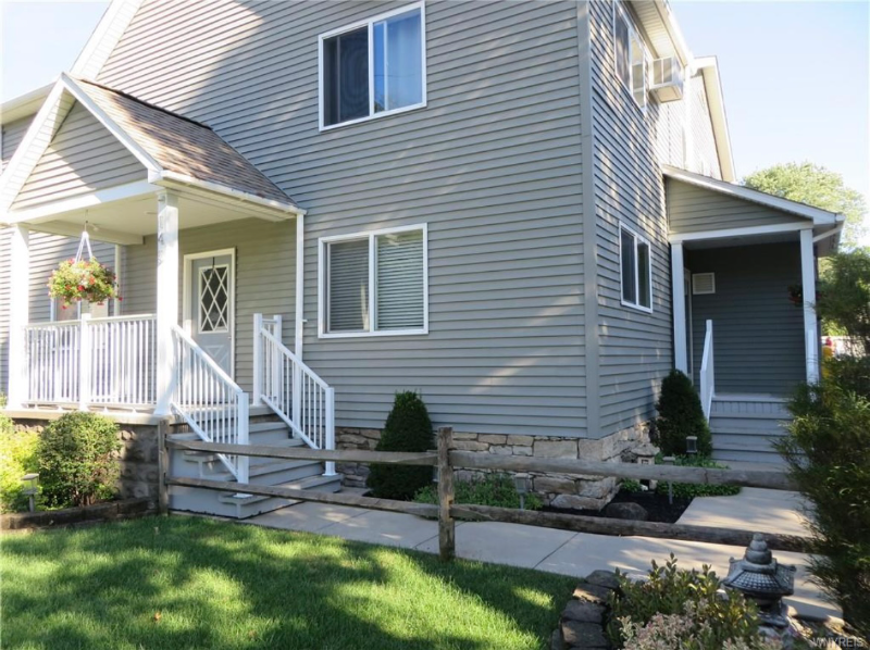 145 Caledonia St - Photo 2 of 16