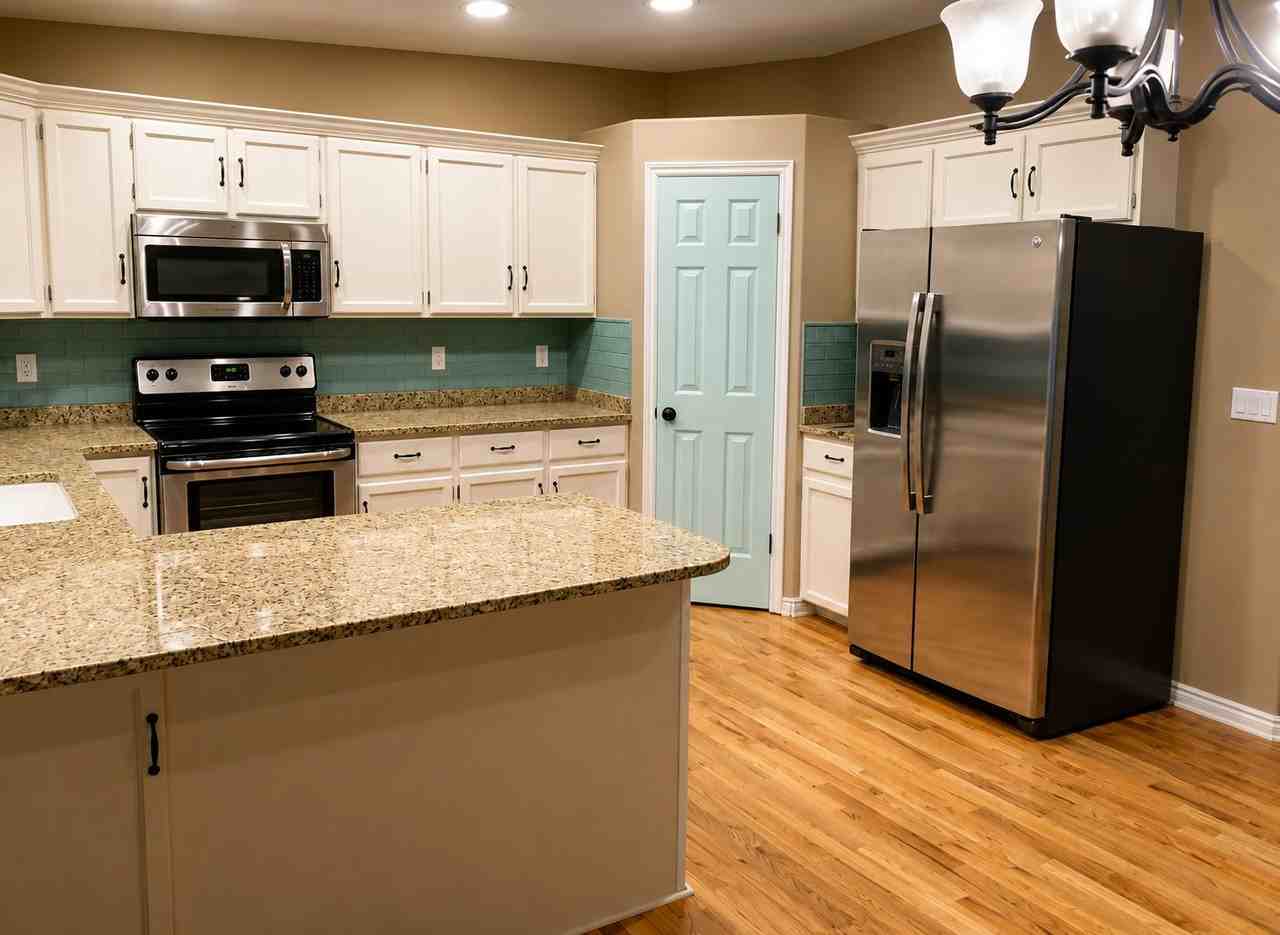 6521 Sw - Photo 4 of 6