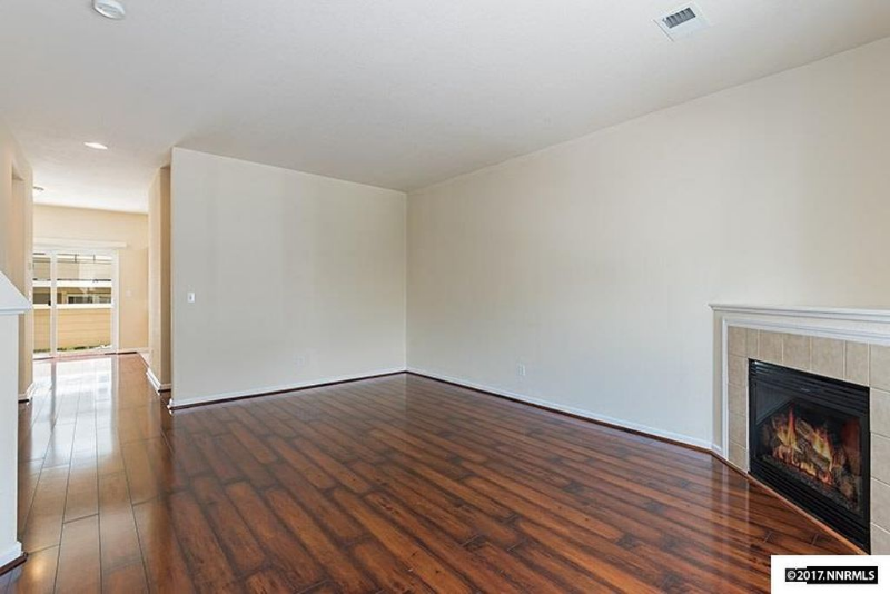4270 Amber Marie Ln - Photo 5 of 15