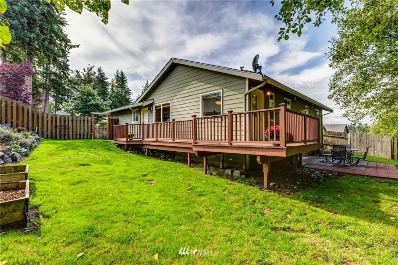 1508 Roma Rd - Photo 3 of 17