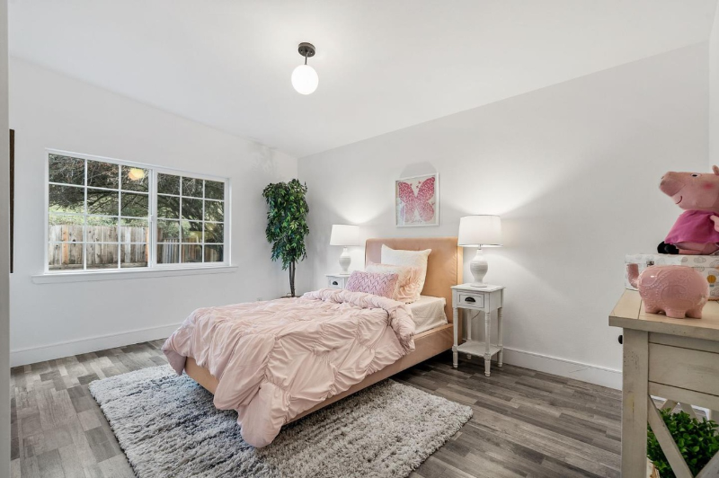 1544 Cross Way - Photo 7 of 18