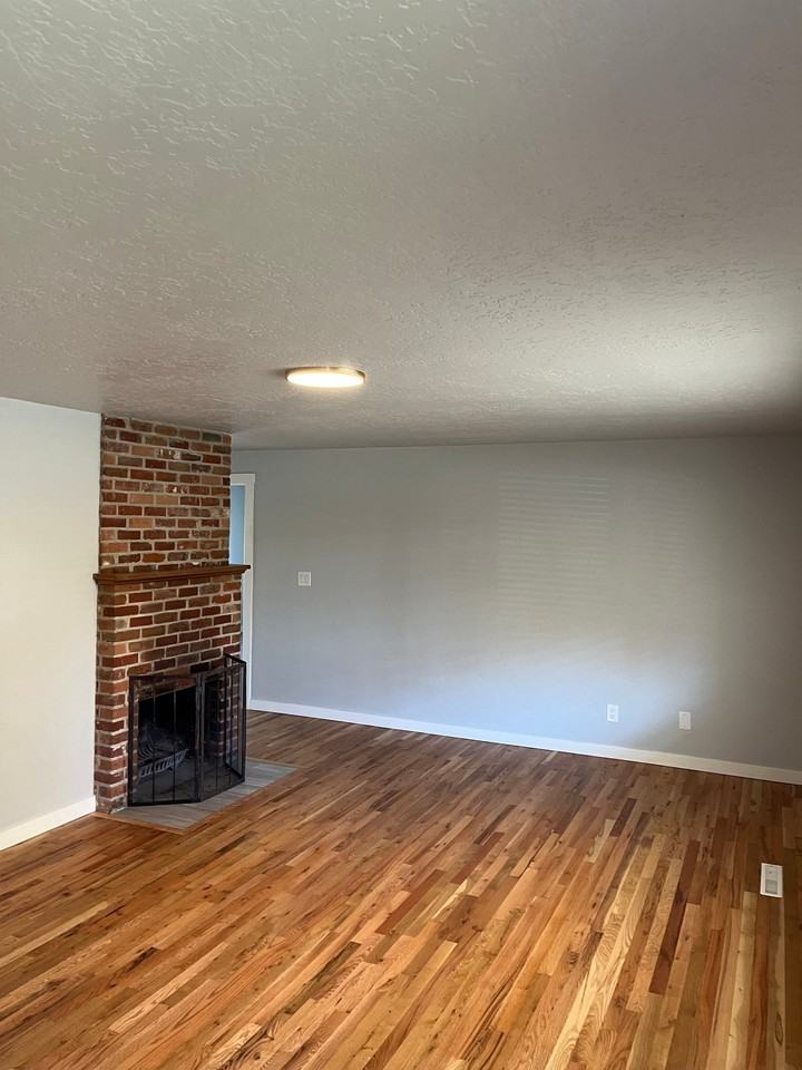 601 S Franklin Park Dr - Photo 3 of 14