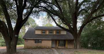 featured image of 318 Elm St