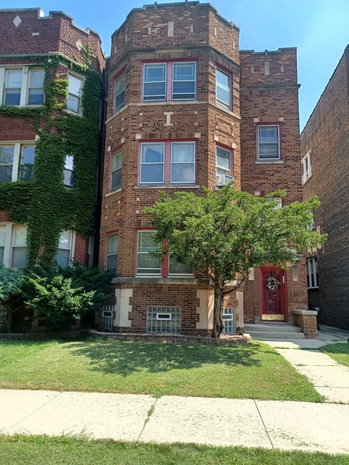 7711 S East End Ave #3 - Photo 3 of 3