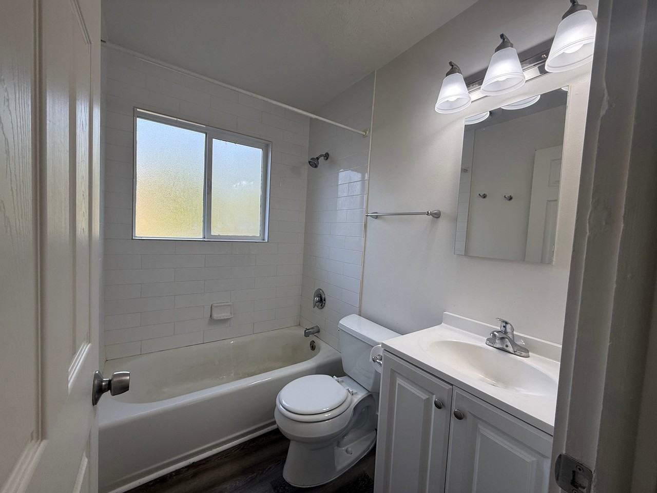 860 E St #12 - Photo 7 of 11