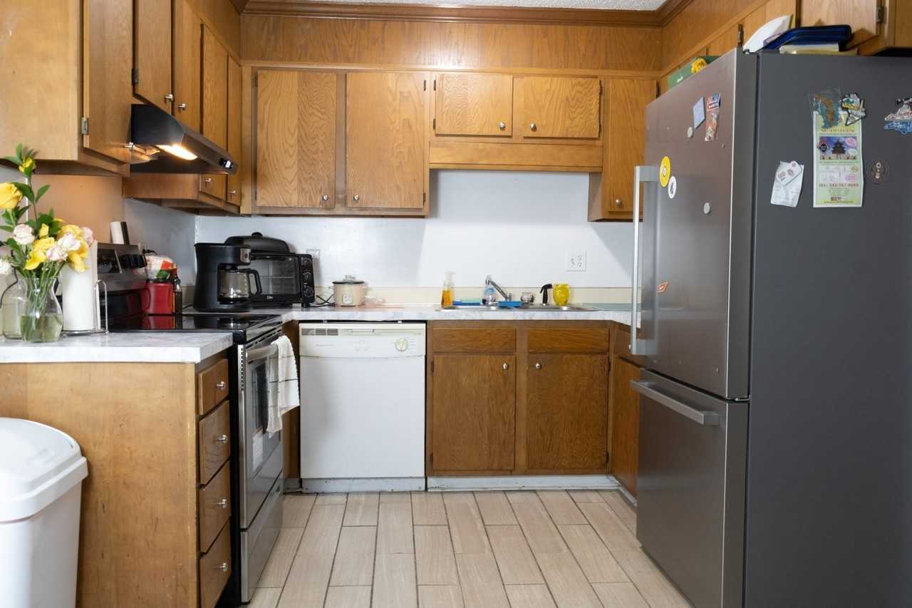 1130 Bs Barbecue Rd #B - Photo 5 of 13